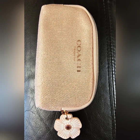 Coach Pink Shimmer zipper coin Pouch with Flower charm pull Rosegold NWOT - Picture 1 of 16